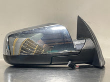 Load image into Gallery viewer, SIDE VIEW DOOR MIRROR Equinox Terrain 2016 16 2017 17 Right - NW427172
