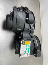 Load image into Gallery viewer, HEADLIGHT LAMP ASSEMBLY Jaguar X Type 02 03 04 05 06 07 08 Right - NW427768

