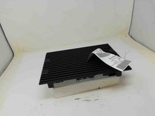 Load image into Gallery viewer, AMPLIFIER Land Rover LR2 2008 08 2009 09 2010 10 2011 11 2012 12 - NW139386
