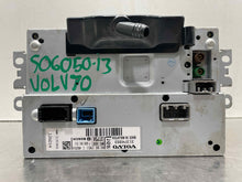 Load image into Gallery viewer, Info-Gps Screen  VOLVO 70 SERIES 2013 - NW428213
