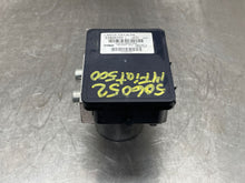 Load image into Gallery viewer, ABS Pump  FIAT 500 2014 - NW428432
