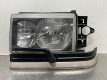 Load image into Gallery viewer, HEADLIGHT LAMP ASSEMBLY Range Rover 2000 00 2001 01 2002 02 Left - NW429126
