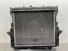 Load image into Gallery viewer, RADIATOR Range Rover 1999 99 2000 00 2001 01 2002 02 - NW429200
