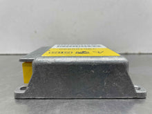 Load image into Gallery viewer, AIR BAG COMPUTER Range Rover 1999 99 2000 00 01 02 - NW428959
