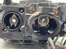 Load image into Gallery viewer, HEADLIGHT LAMP ASSEMBLY 320i 328D 328i 335i Active 3 12-15 Right - NW429123
