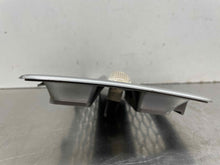 Load image into Gallery viewer, SIDE MARKER LAMP LIGHT LR2 LR3 Range Rover Sport 09-16 Fender Mounted - NW83392
