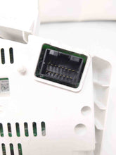 Load image into Gallery viewer, SPEEDOMETER CLUSTER Jeep Grand Cherokee 2005 05 - NW159037
