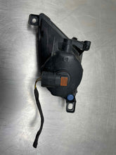 Load image into Gallery viewer, FOG LIGHT 528i 550i 535i 2008 08 2009 09 2010 10 Right - NW429490
