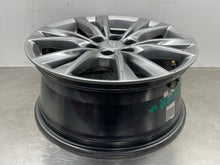 Load image into Gallery viewer, Wheel Rim Cadillac XT5 2021 - NW429649
