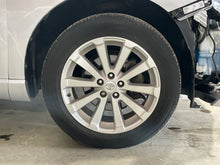 Load image into Gallery viewer, WHEEL RIM Venza 09-13 19x7-1/2 ALLOY 19x7-1/2, 5 lug, 4-1/2" - NW430114
