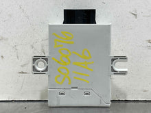 Load image into Gallery viewer, TIRE PRESSURE MONITOR COMPUTER Audi A6 S6 2005 05 06 07 08 09 10 11 - NW430617
