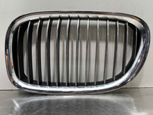 Load image into Gallery viewer, GRILLE 740i 740il 750 HYBRID 750i 750il 760li Active 7 Alpina 09-12 Left - NW431122

