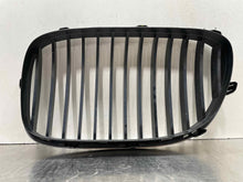 Load image into Gallery viewer, GRILLE 740i 740il 750 HYBRID 750i 750il 760li Active 7 09-12 Right - NW431123
