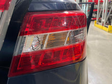 Load image into Gallery viewer, OUTER TAIL LIGHT LAMP Toyota Avalon 2013 13 2014 14 2015 15 Right - NW431299
