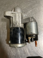 Load image into Gallery viewer, [INVENTORYCAR_YEAR_MAKE_MODEL] STARTER MOTOR - NW169977
