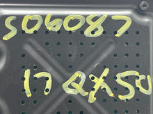 Load image into Gallery viewer, Radio  INFINITI QX50 2017 - NW431771
