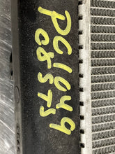 Load image into Gallery viewer, RADIATOR Cadillac STS 2008 08 2009 09 2010 10 2011 11 - NW131585
