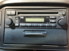 Load image into Gallery viewer, RADIO Honda Pilot 2003 03 2004 04 2005 05 AM FM CD LX - NW431773
