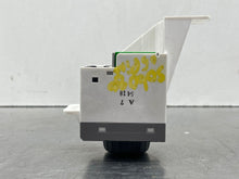 Load image into Gallery viewer, REAR TEMPERATURE CONTROLS Honda Pilot 03 04 05 06 07 08 - NW431663
