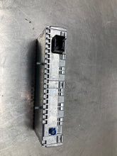 Load image into Gallery viewer, SATELLITE RECEIVER B250 C250 C300 C350 C63 E300 E350 E400 E550 E63 10-16 - NW431478
