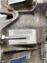 Load image into Gallery viewer, AUTOMATIC TRANSMISSION C70 S60 V70 2003 03 2004 04 FWD - NW432810
