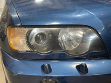 Load image into Gallery viewer, HEADLIGHT LAMP ASSEMBLY BMW X5 00 01 02 03 Right - NW432428
