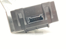Load image into Gallery viewer, BODY CONTROL MODULE BCM COMPUTER Crossfire 2005 05 2006 06 - NW26622
