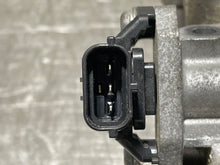Load image into Gallery viewer, THROTTLE BODY Impreza Legacy 06 - 08 w/o turbo - NW433412
