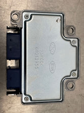 Load image into Gallery viewer, AIR BAG CONTROL MODULE COMPUTER Kia Optima 11 12 13 14 15 - NW433024

