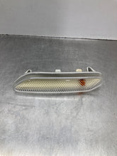 Load image into Gallery viewer, [INVENTORYCAR_YEAR_MAKE_MODEL] SIDE MARKER LAMP LIGHT Fender Mounted Right - NW433163
