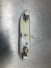 Load image into Gallery viewer, [INVENTORYCAR_YEAR_MAKE_MODEL] SIDE MARKER LAMP LIGHT Fender Mounted Right - NW433163
