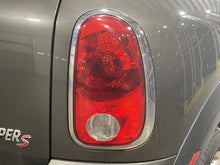 Load image into Gallery viewer, TAIL LIGHT LAMP ASSEMBLY Mini Countryman 11 12 13 14 15 16 Right - NW433417
