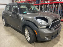 Load image into Gallery viewer, Transfer Case  COUNTRYMAN 2012 - NW433408

