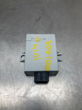 Load image into Gallery viewer, Computer  COUNTRYMAN 2012 - NW433022
