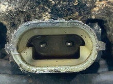 Load image into Gallery viewer, [INVENTORYCAR_YEAR_MAKE_MODEL] AC A/C AIR CONDITIONING COMPRESSOR - NW433040
