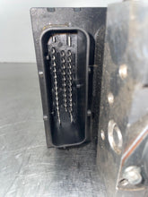 Load image into Gallery viewer, ABS PUMP BMW 525xi 530xi 2006 06 2007 07 - NW433514
