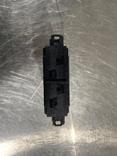 Load image into Gallery viewer, BODY CONTROL MODULE BCM COMPUTER Porsche Cayenne 08 09 10 - NW36878
