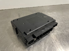 Load image into Gallery viewer, BODY CONTROL MODULE BCM COMPUTER Porsche Cayenne 08 09 10 - NW36878
