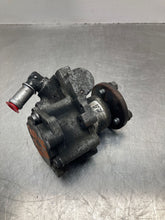 Load image into Gallery viewer, POWER STEERING PUMP 530i 525i 2006 06 - NW433891
