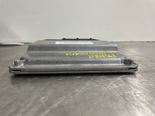 Load image into Gallery viewer, TRANSFER CASE CONTROL MODULE COMPUTER Cayenne 08 09 10 - NW36879
