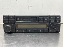 Load image into Gallery viewer, RADIO Cl500 E300D E320 S320 96 97 98 - 99 AM/FM/CASS - NW434080

