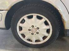 Load image into Gallery viewer, WHEEL Mercedes E300D E320 E430 1996 96 1997 97 98 99 - NW434107
