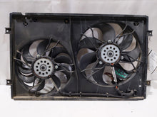 Load image into Gallery viewer, RADIATOR FAN ASSEMBLY TT Jetta 2004 04 2005 05 2006 06 - NW63697
