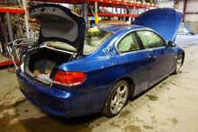 Load image into Gallery viewer, CARRIER ASSEMBLY BMW 328i 325i 2006 06 2007 07 2008 08 2009 09 10 11 Auto - NW46148
