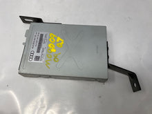 Load image into Gallery viewer, REAR VIEW CAMERA MODULE COMPUTER Audi Q7 2007 07 2008 08 2009 09 - NW28649

