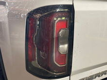 Load image into Gallery viewer, [INVENTORYCAR_YEAR_MAKE_MODEL] TAIL LIGHT LAMP ASSEMBLY Left - NW434534
