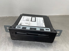 Load image into Gallery viewer, Radio  SIERRA 1500 PICKUP 2017 - NW434447

