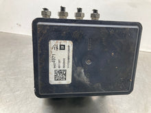 Load image into Gallery viewer, ABS Pump  SILVERADO 1500 PICKUP 2017 - NW434636
