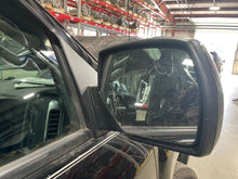 Load image into Gallery viewer, [INVENTORYCAR_YEAR_MAKE_MODEL] SIDE VIEW DOOR MIRROR Right - NW434681
