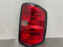 Load image into Gallery viewer, [INVENTORYCAR_YEAR_MAKE_MODEL] TAIL LIGHT LAMP ASSEMBLY Right - NW510978
